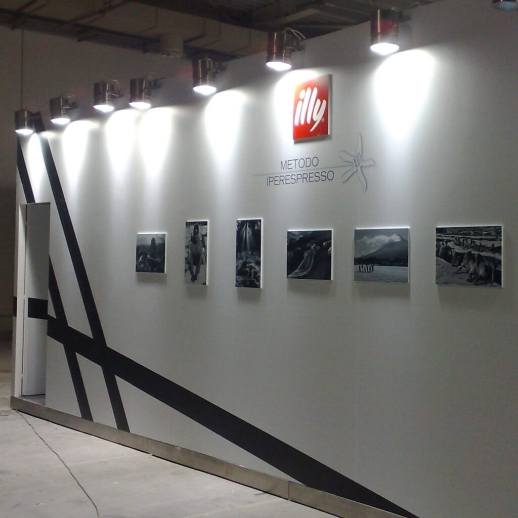 Κατασκευή τελαρωμένου καμβά με ψηφιακή εκτύπωση