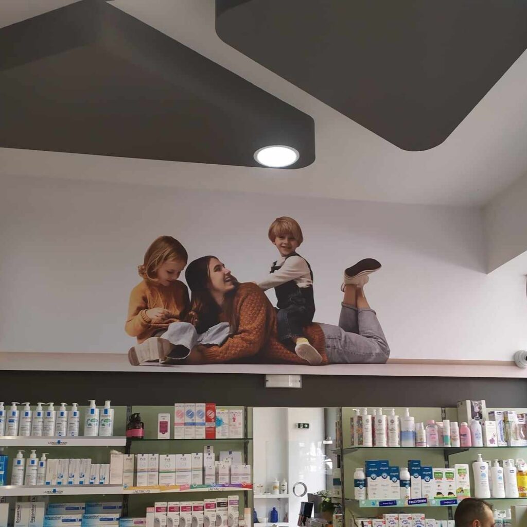 Αυτοκόλλητη ταπετσαρία με ψηφιακή εκτύπωση