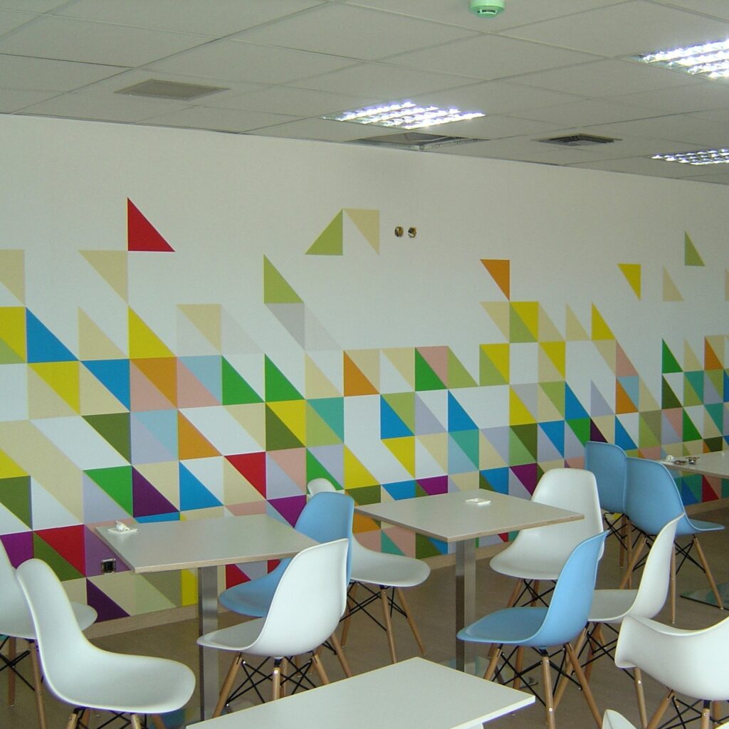 Ψηφιακή εκτύπωση αυτοκόλλητης ταπετσαρίας