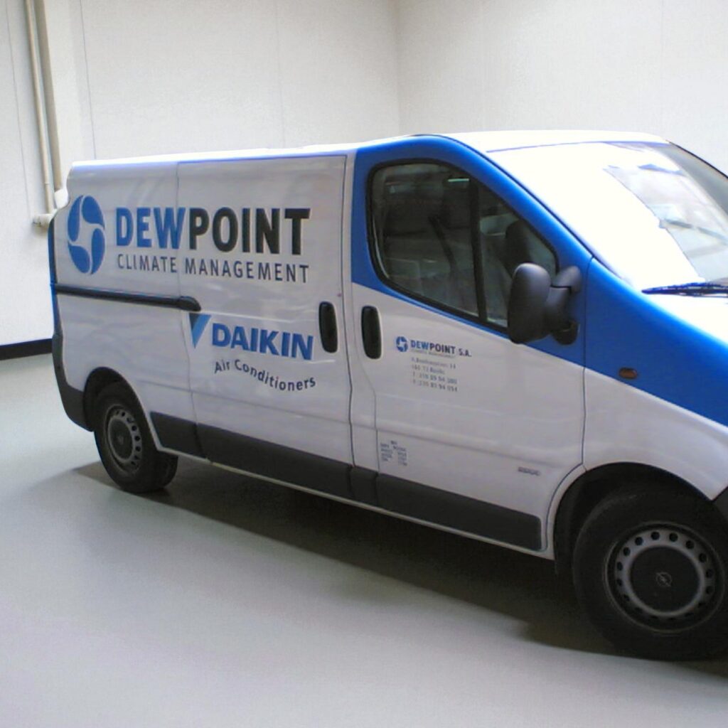 Μερικό ντύσιμο οχήματος με αυτοκόλλητα