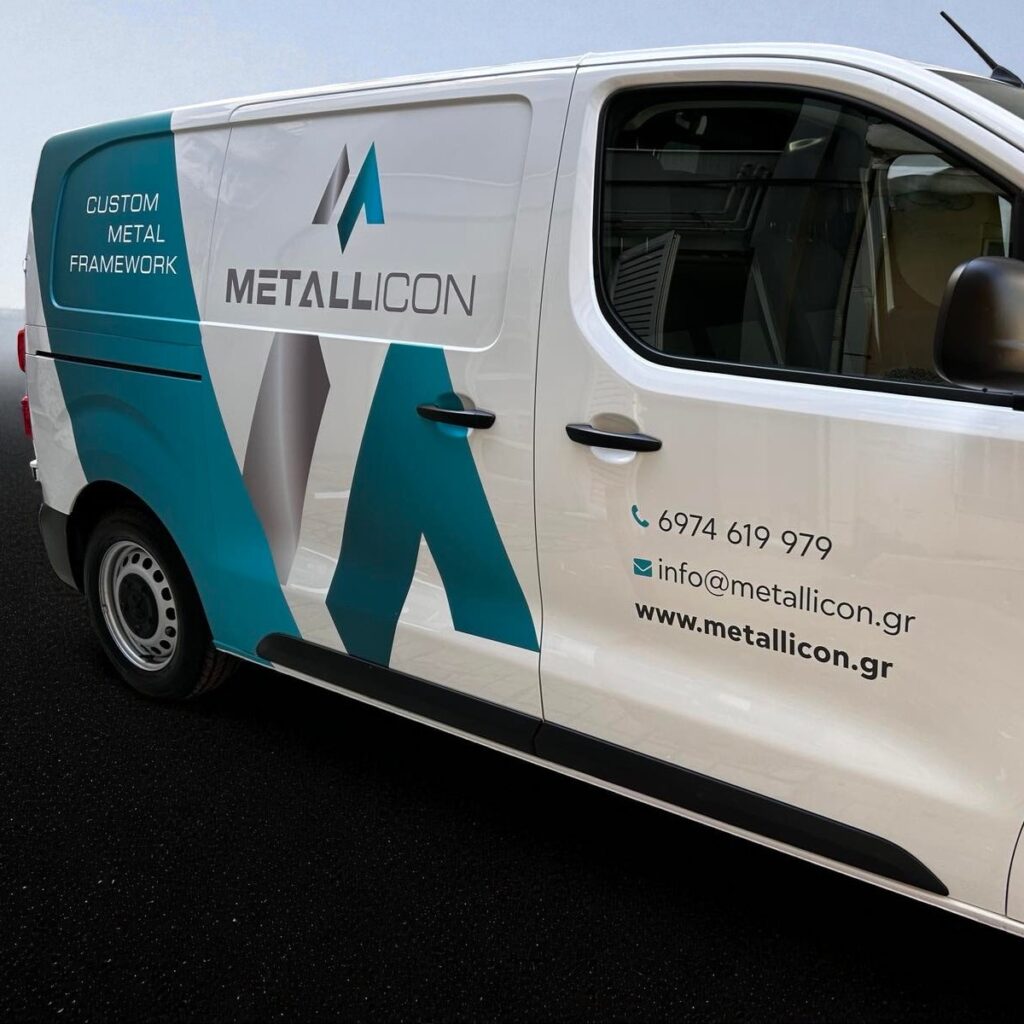 Μερικό ντύσιμο οχήματος με αυτοκόλλητα