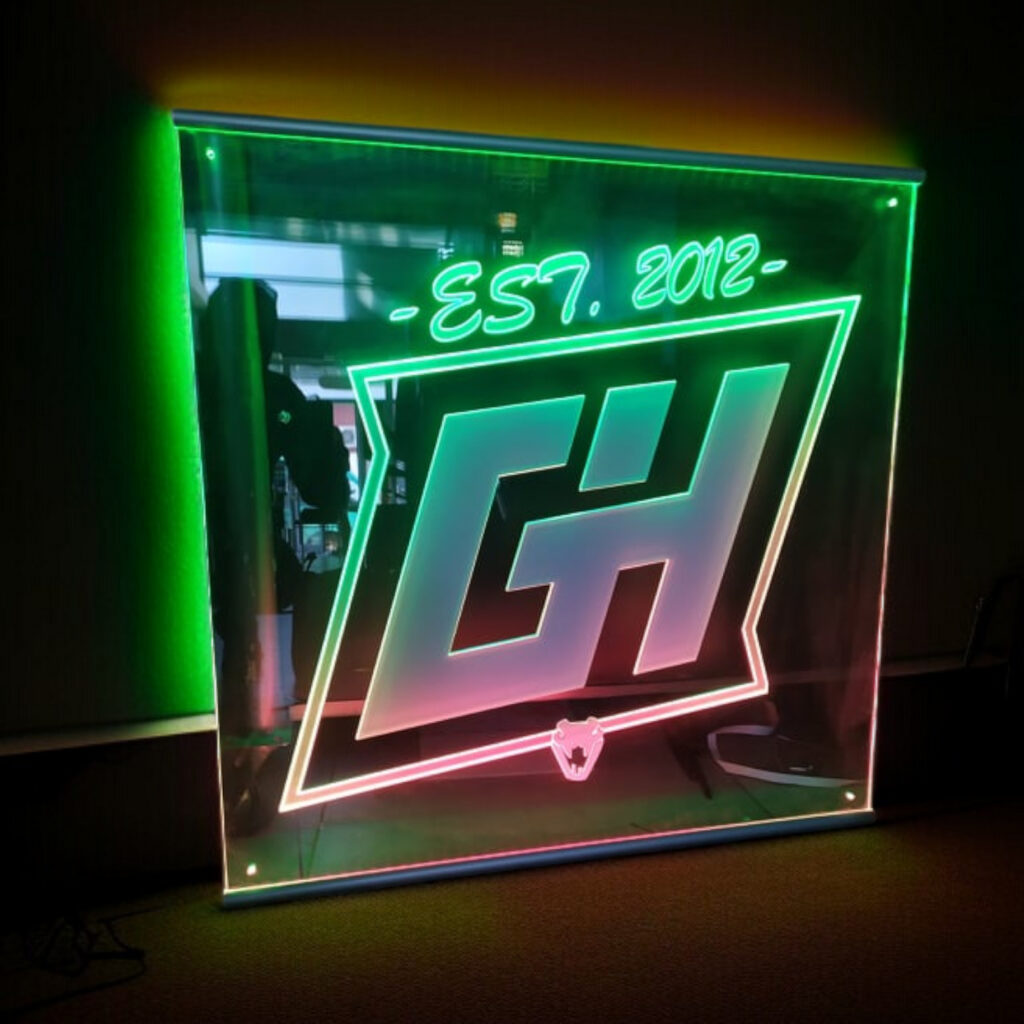 Φωτεινή επιγραφή με μοριακό φωτισμό